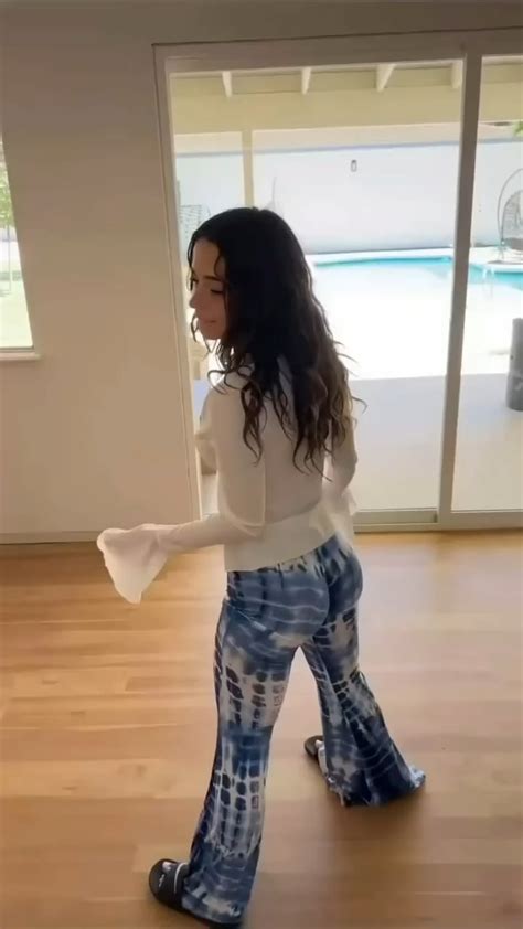 Latina Twerk : r/TwerkersInternational